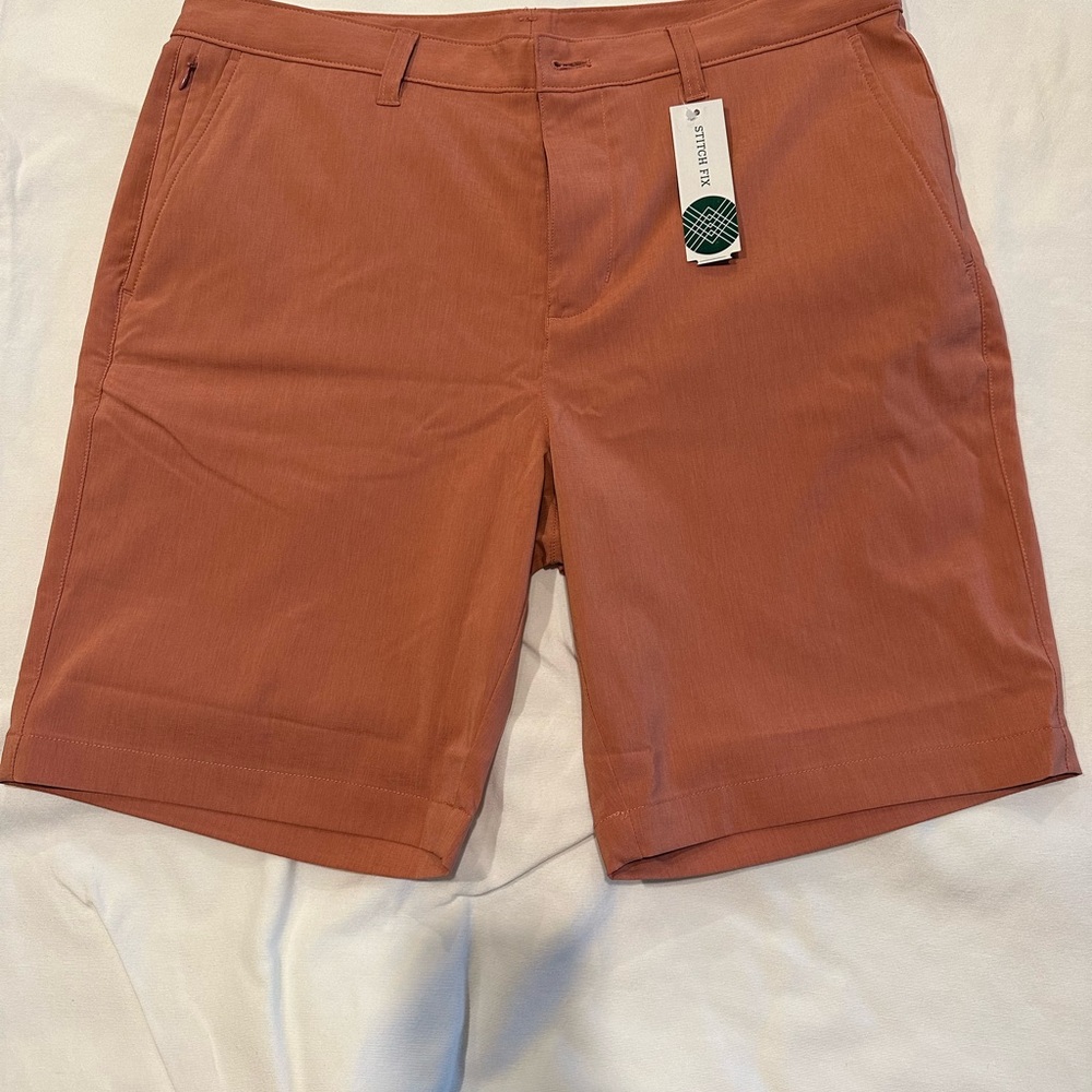 Hawker Rye Lincoln Hybrid Short (Stitchfix)
Size 34
95% polyester
5% rayon